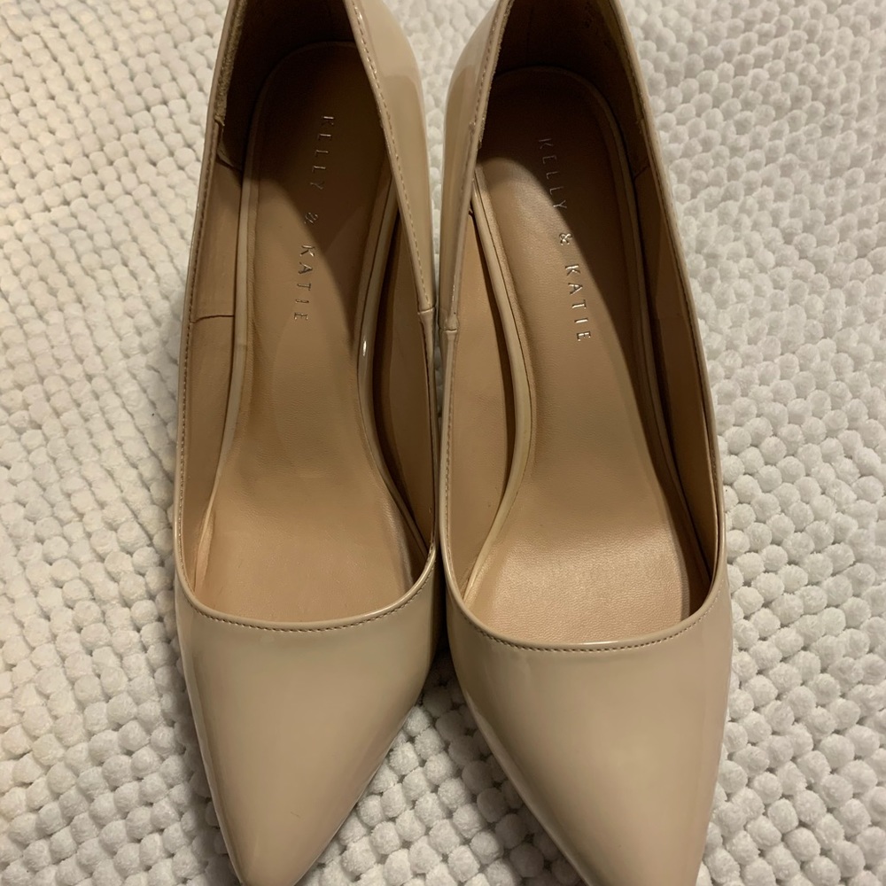 Cream pumps